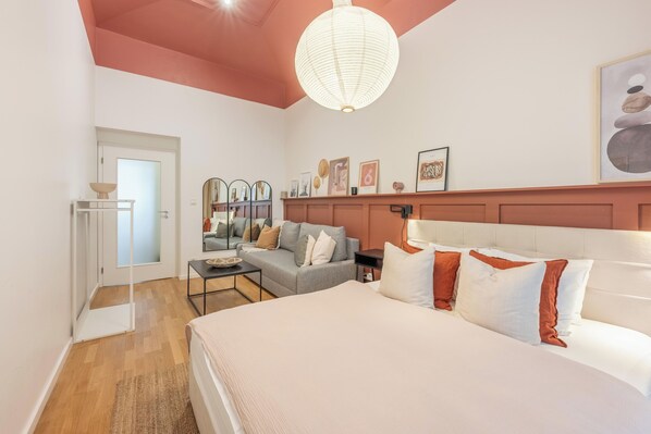 2 bedrooms, iron/ironing board, free WiFi, bed sheets