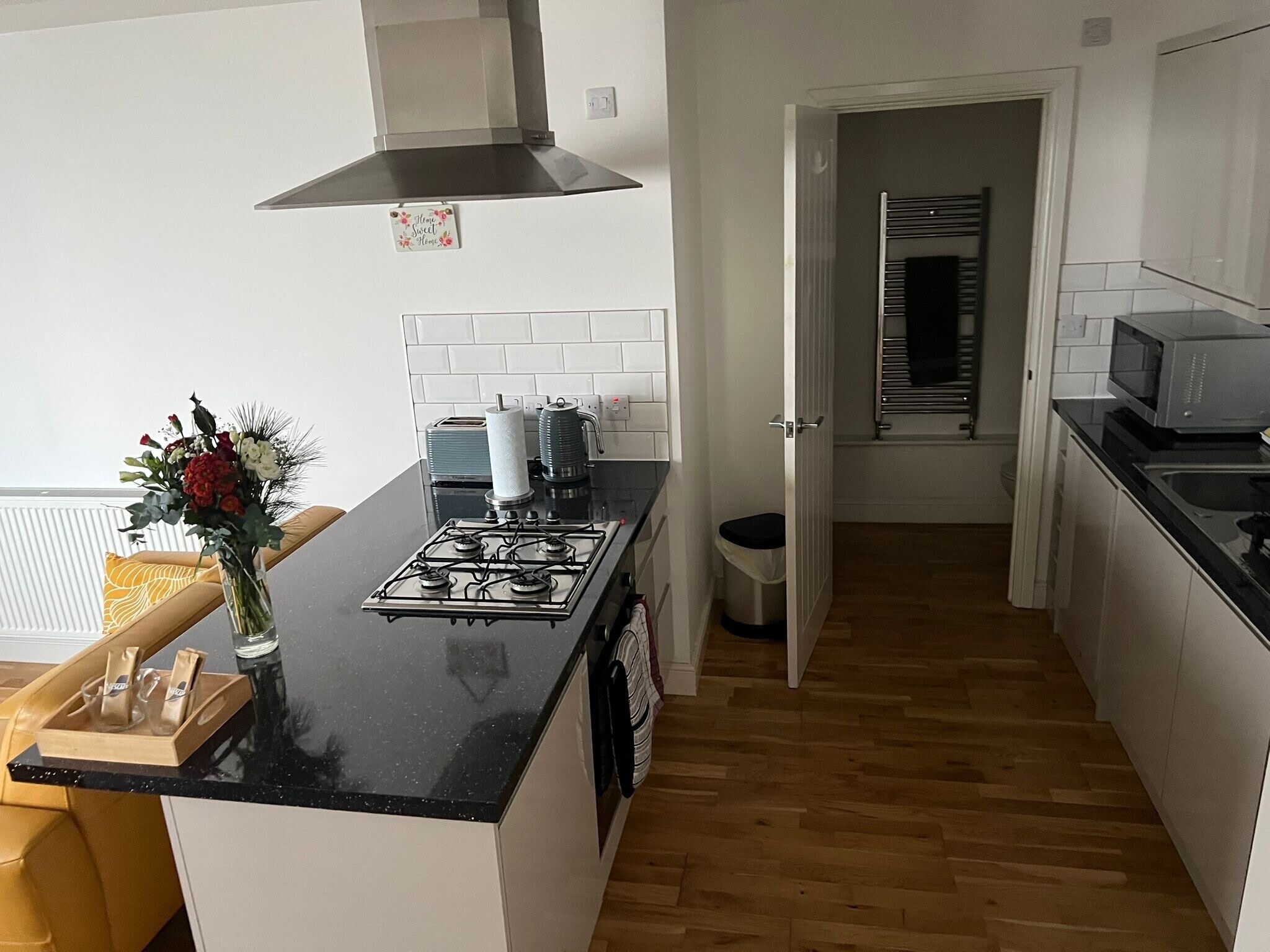 村舍 | 私人厨房 | 冰箱、微波炉、烤箱、炉灶