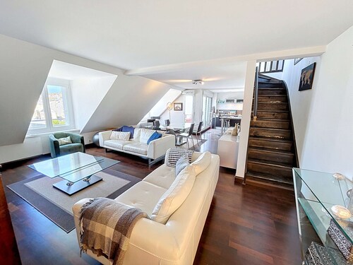 Duplex T3 mit Terrasse im Herzen von Granville