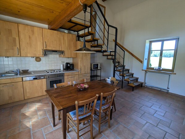 Refrigerador, microondas, lavavajillas