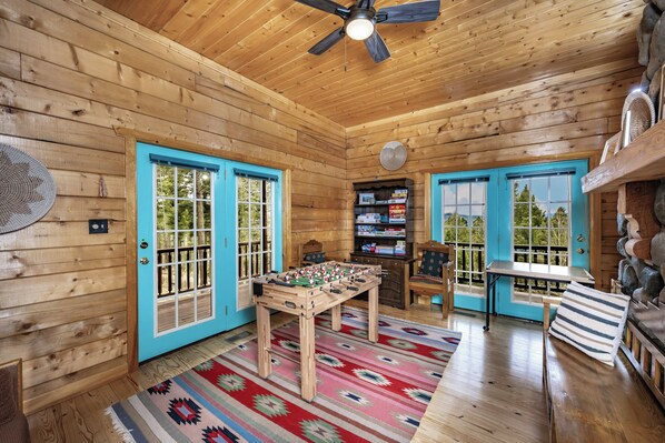 غرفة الألعاب