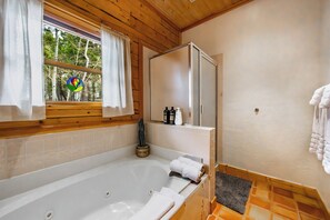 Hair dryer, towels - Mountain VIEWS, 2 kitchens, wrap around covered deck, fire pit (Angel Fire)