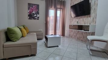 Superior Suite | In-room safe, blackout curtains, iron/ironing board, free WiFi