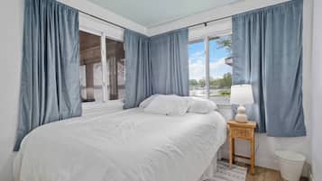 3 bedrooms, free WiFi, bed sheets