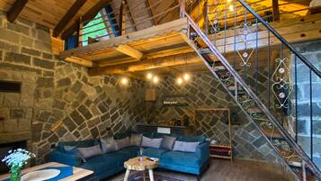 Deluxe Bungalow, Mountain View | Free WiFi