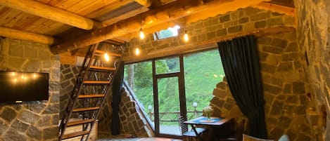 Deluxe Bungalow, Mountain View | Free WiFi