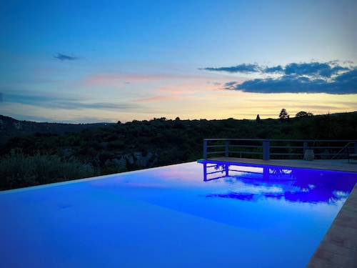 Villa Lenzo - Between nature and wonder