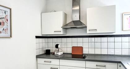 Herrliche Wohnung für 5 Gäste mit  W-LAN, TV und Balkon