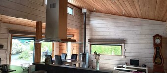 Spacious Scandinavian Chalet in the heart of Finistère!