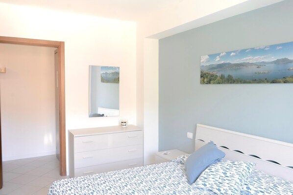 1 bedroom, travel crib, free WiFi, bed sheets