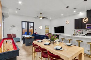 Spielezimmer