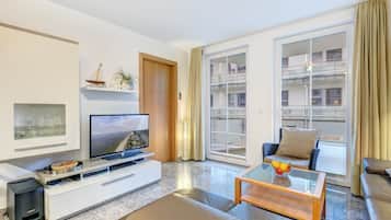 TV, DVD player, stereo