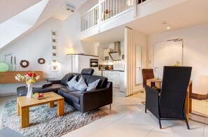 Tv, dvd-spelare och en stereo