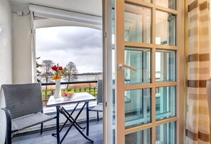 Dining - Residenz am Balmer See, apartment 14 in Balm - 4-star comfort with panoramic lake view (Balm)