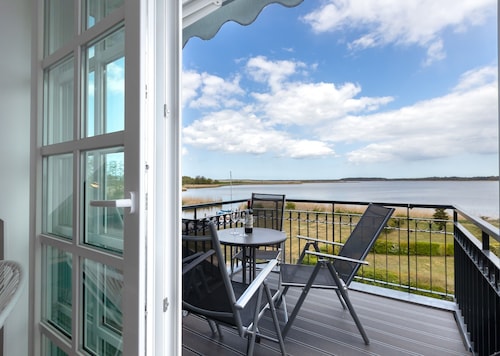 Residenz am Balmer See Whg. 65 mit Seeblick, Sauna & Wellness am Wasser