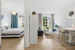 1 bedroom, free WiFi, bed sheets