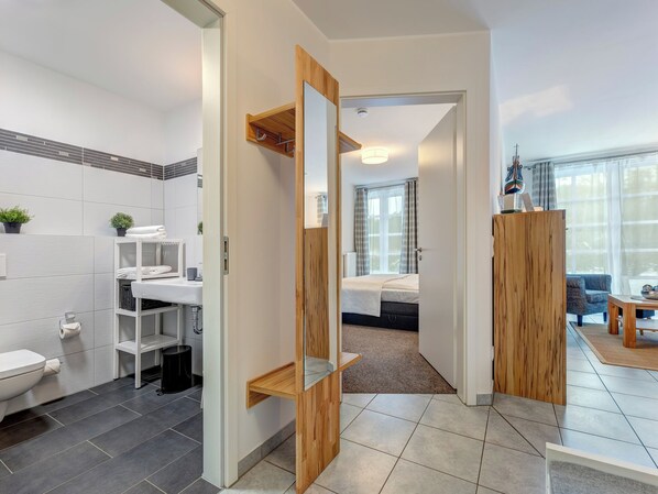 1 bedroom, iron/ironing board, free WiFi, bed sheets - Vacation apartment 40 in the residence on Lake Balmer See (Balm)