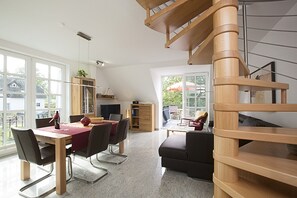 TV, DVD player, stereo - Welcome to the Residenz am Balmer See Whg. BS32 in Balm on Usedom. (Balm)