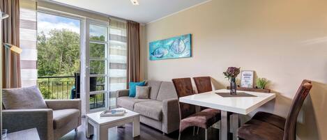 TV, DVD player, stereo