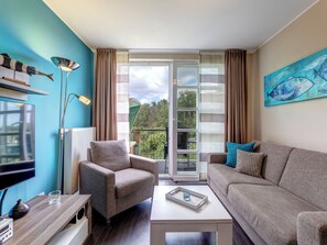 TV, DVD-spiller og stereoanlegg