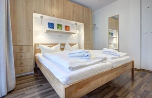 2 habitaciones, wifi gratis y ropa de cama 