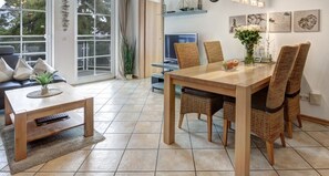 Fernseher, Stereoanlage