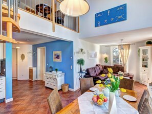 Dining - Welcome to the 5* Ostseeresidenz apartment complex GP24 in Heringsdorf. (Heringsdorf)