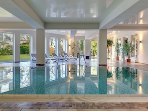 Piscine couverte, piscine chauffée