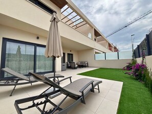 Terrace/patio - Mediterranean Gardens 60: Ground floor with garden (Torrevieja)