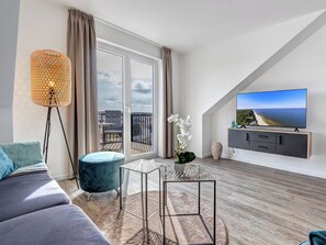 Fernseher, Stereoanlage