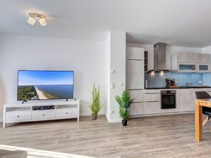 Kühlschrank, Ofen, Herdplatte, Geschirrspüler