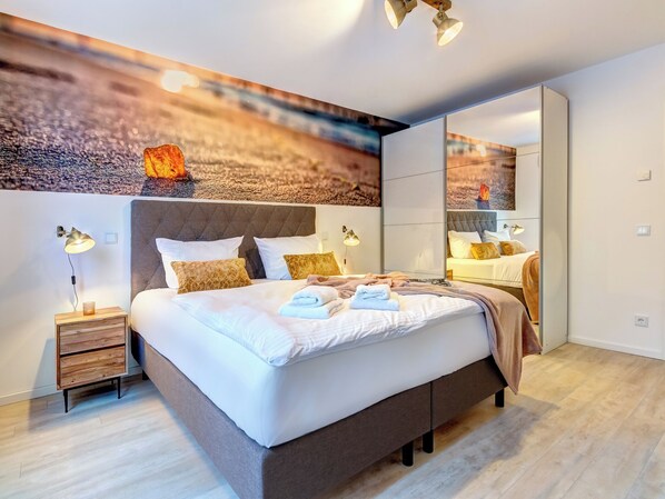 2 chambres, fer et planche à repasser, Wi-Fi gratuit, draps fournis