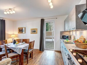 Dining - Bernsteinquartier, apartment 05.51 in Kölpinsee - Sustainable, modern & barrier-free (Kölpinsee)