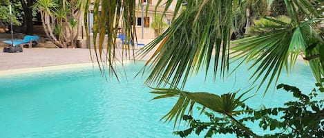 Utomhuspool