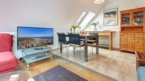 TV, DVD-spiller og stereoanlegg