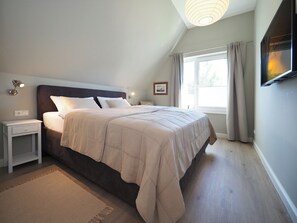 3 sovrum, skrivbord, strykjärn/strykbräda och gratis wi-fi