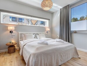 3 bedrooms, free WiFi, bed sheets - Welcome to the Fritz Reethus in the seaside resort of Loddin! (Loddin)