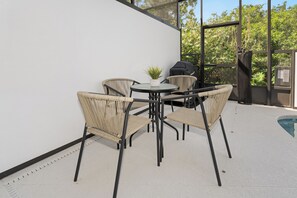 House (5 Bedrooms) | Kemudahan hartanah