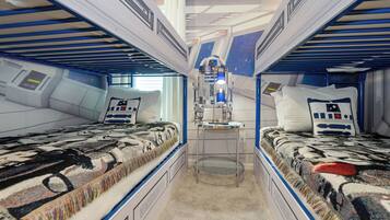 House (5 Bedrooms) | Property amenity