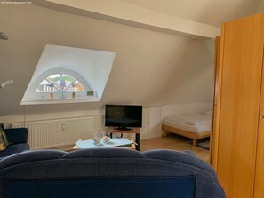 TV, stereo - Welcome to Villa Exss apartment 7 "Harmonie" in the seaside resort of Bansin! (Bansin)