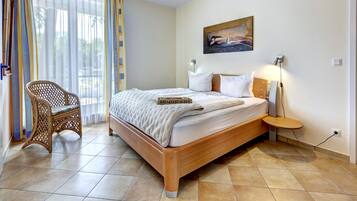 1 bedroom, free WiFi, bed sheets