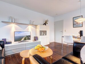 Fernseher, Stereoanlage