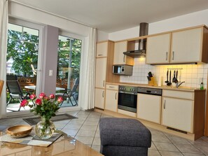 Fridge, microwave, oven, stovetop - Welcome to the "Möwennest" vacation apartment in Zinnowitz on Usedom! (Zinnowitz)