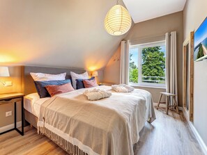 3 chambres, fer et planche à repasser, Wi-Fi gratuit, draps fournis
