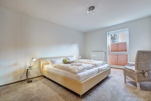 2 bedrooms, free WiFi, bed sheets
