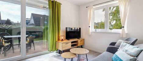 Télévision, chaîne hi-fi