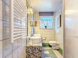 Douche, serviettes fournies