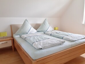 2 bedrooms, free WiFi, bed sheets - Welcome to the vacation apartment house "Vincent" apartment 3 in Zinnowitz on Usedom! (Zinnowitz)