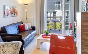 Fernseher, Stereoanlage