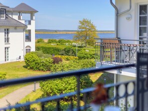 Property grounds - Residenz am Balmer See, apartment 23 with sauna, WLAN and lake view (Balm)